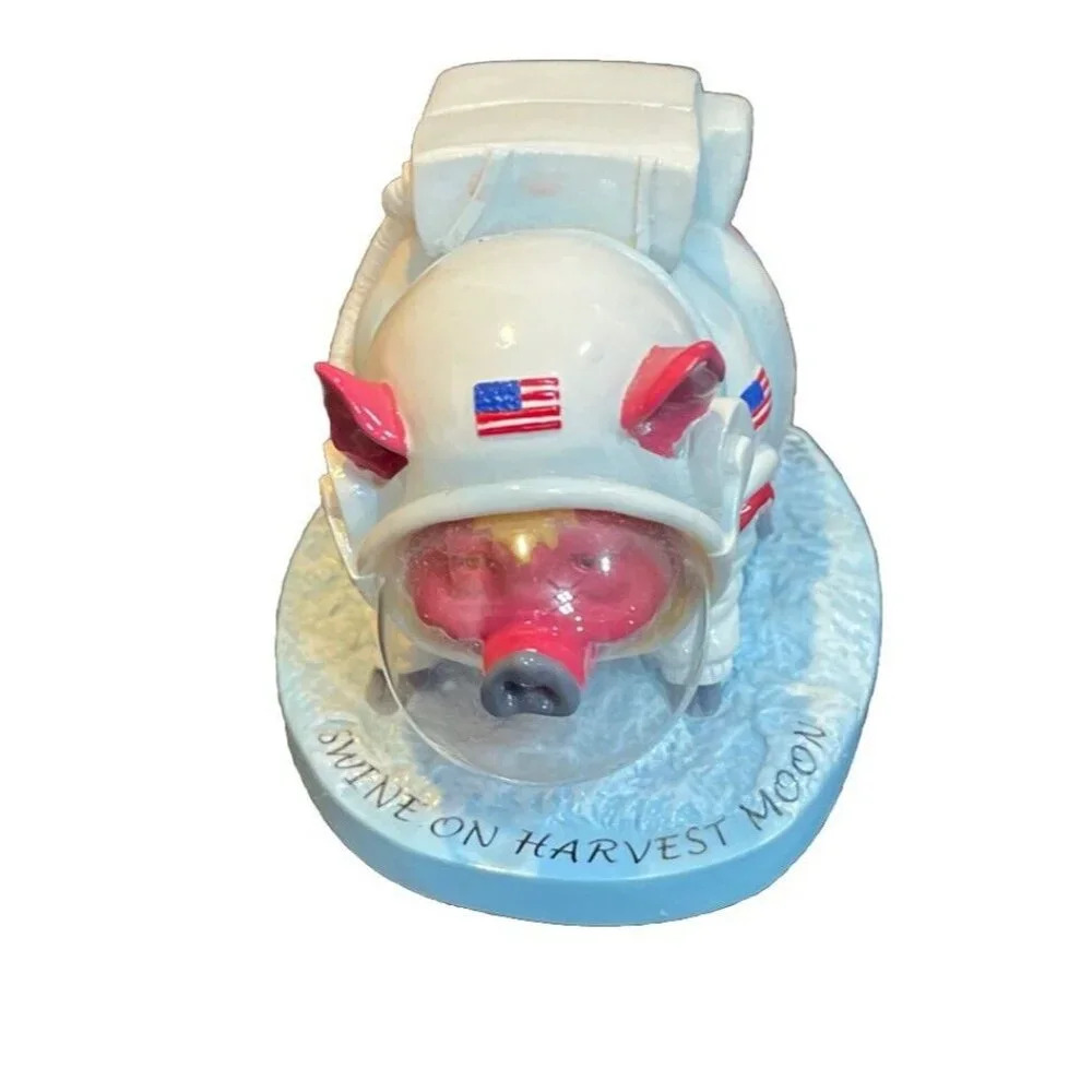 Pig Invasion Swine On Harvest Moon Collectible‎ Figurine Farm Anthropomorphic